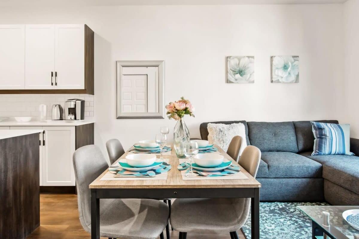 M11 Luxury 1Br Sofa Bed In The Heart Of Plateaumile-End Apartment Montreal Bagian luar foto